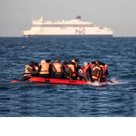 وزیر کشور بریتانیا: پناهجویانی که غیرقانونی وارد بریتانیا شوند فقط اقامت موقت دریافت خواهند کرد