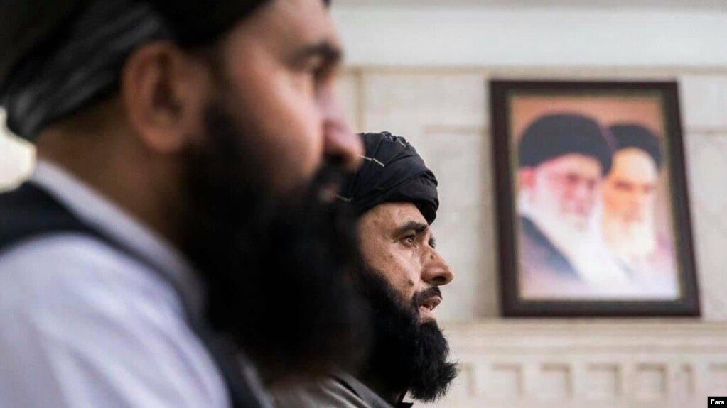 افزایش اختلاف میان جمهوری اسلامی و طالبان؛ تهدید به اخراج پناهجویان و پس‌گرفتن سفارت