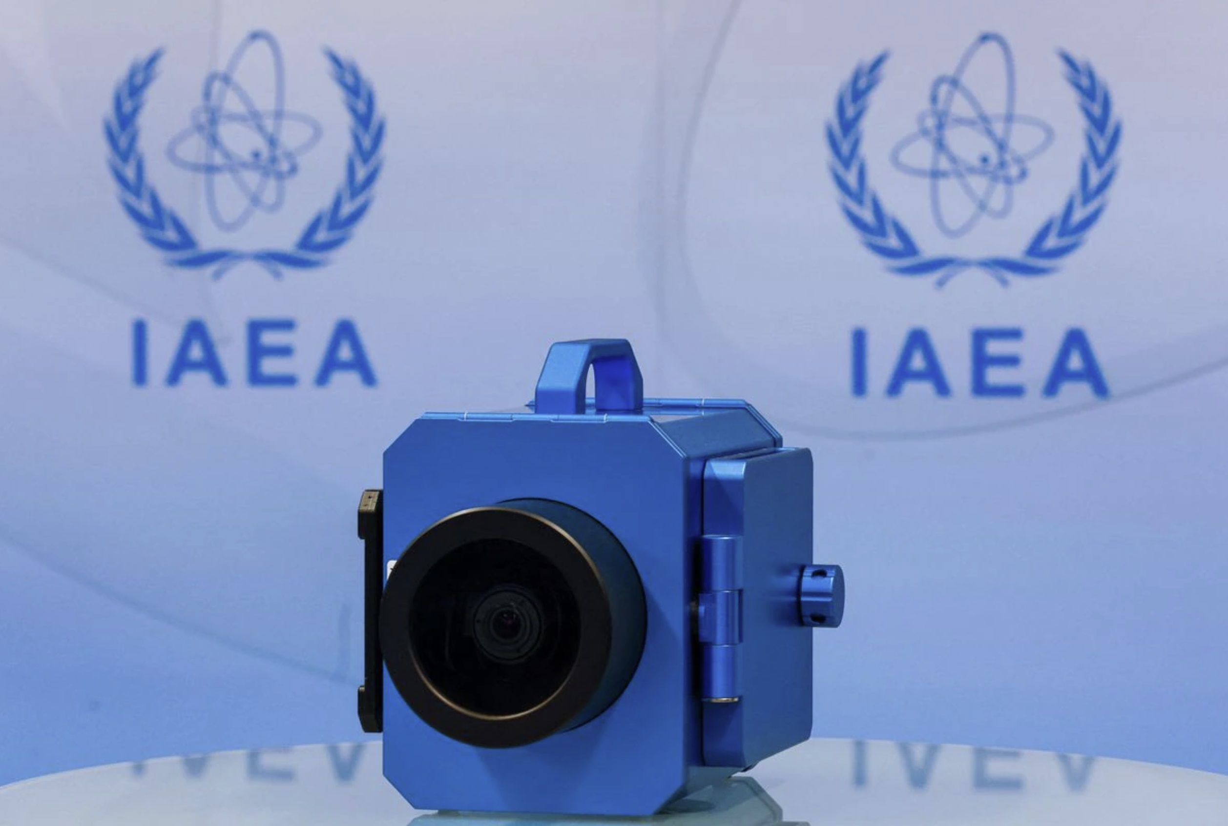 اقدام ایران در محدود کردن همکاری خود با آژانس با انتقادهای بین‌المللی همراه شد