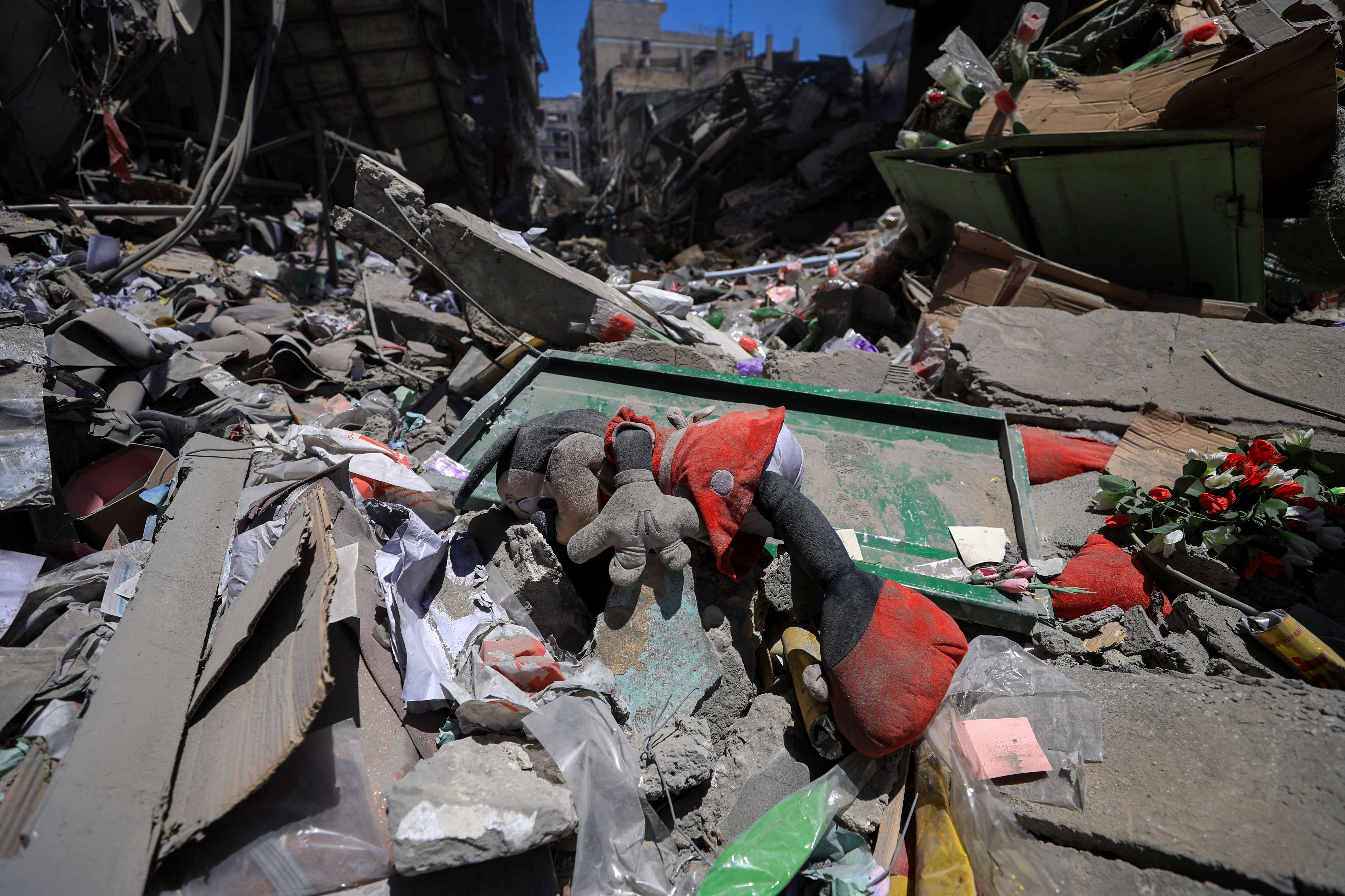 مقام اسرائیلی از احتمال نهایی شدن توافق آتش‌بس غزه در یک یا دو هفته آینده خبر داد