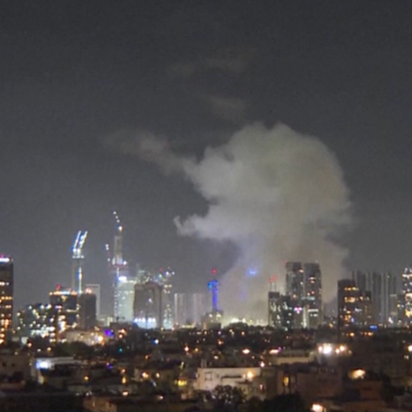 بر اثر برخورد موشکهای شلیکشده به منطقهای در تلآویو انفجار رخ داد