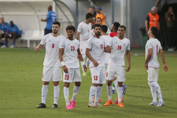 تفاوت عمیق دو همسایه؛ ایران با مالی بازی میکند، عراق با اسپانیا