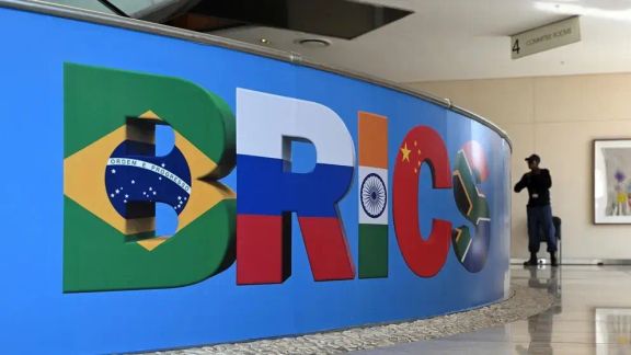 ایرانِ منزوی و در جستوجوی متحد، به بریکس چشم دوخته است