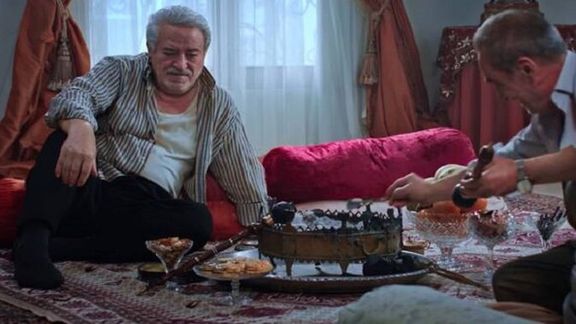 مدیر سامانه وابسته به سازمان تبلیغات: قانونی برای منع نمایش مواد مخدر و مشروب وجود ندارد