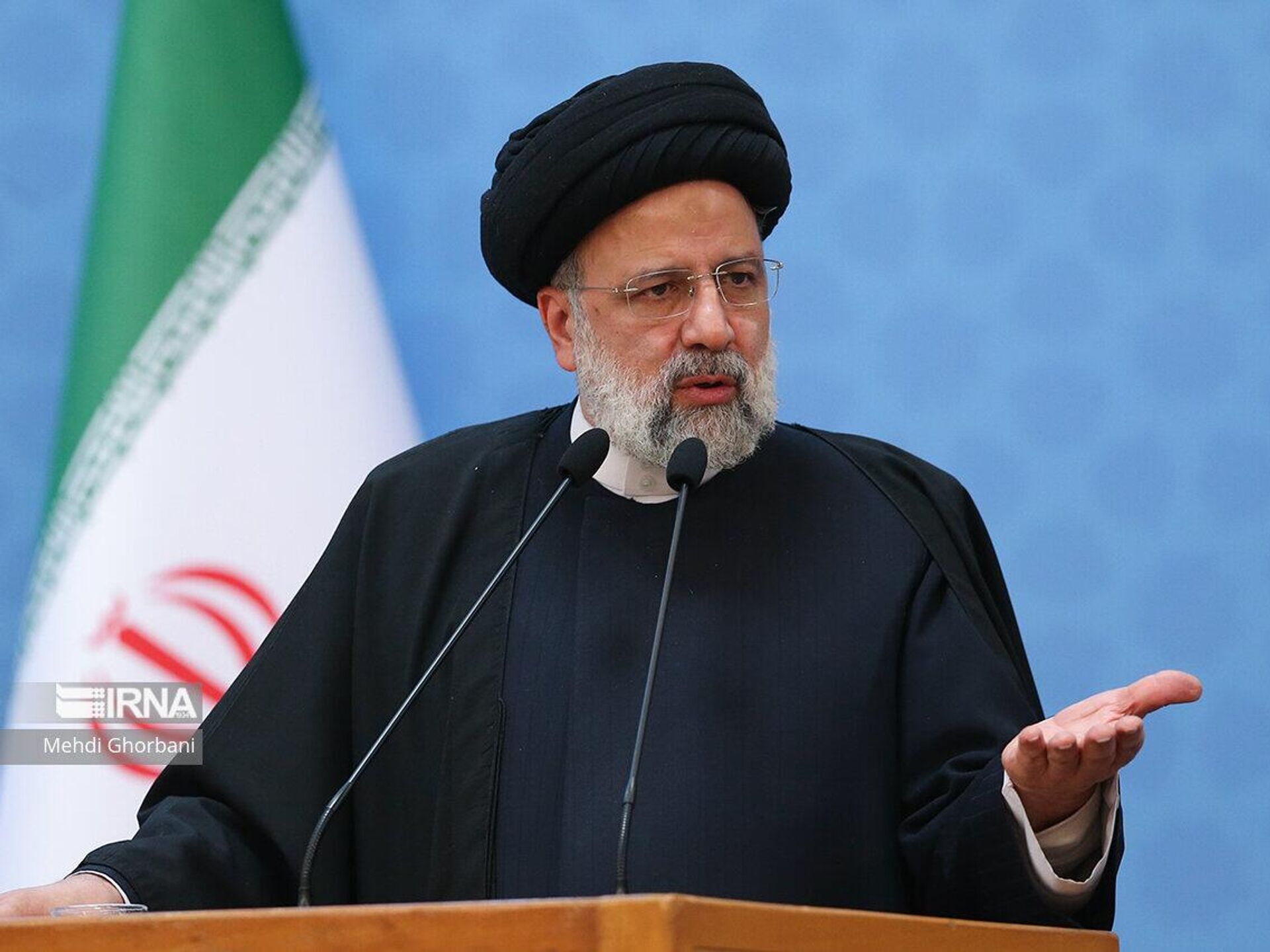 صحيفة "فرهيختكان" الإيرانية: شعبية إبراهيم رئيسي 20 في المائة