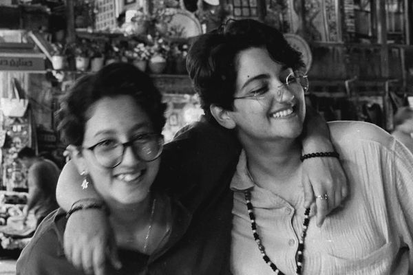 خواهر جاویدنام آرنیکا دباغ: میخواستی نفر اول شنای ایران شوی، حالا مدال جهانی آوردی