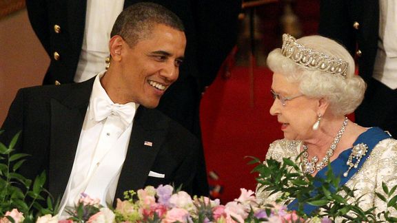 اوباما: ملکه بریتانیا با گرمی رفتار و طنز خود به اطرفیان احساسی راحتی میداد