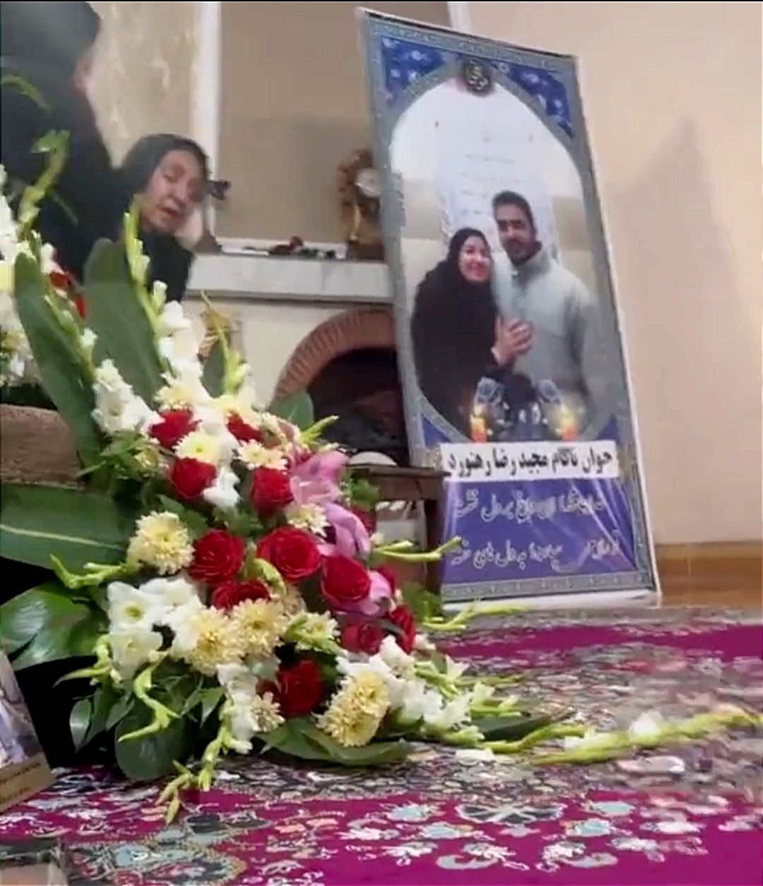 احتجاجات واسعة ضد إعدام المتظاهر الإيراني مجيد رهنورد ودعوات للإضراب يومي الخميس والجمعة 