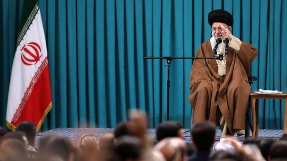 Iran's Ali Khamenei speaking to supporters in Tehran on November 29, 20923