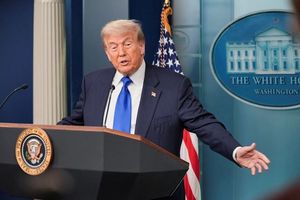 ترامپ: پس از سخنرانی پر از نفرت خامنهای، فورا تلاشم برای لغو تحریمها را متوقف کردم