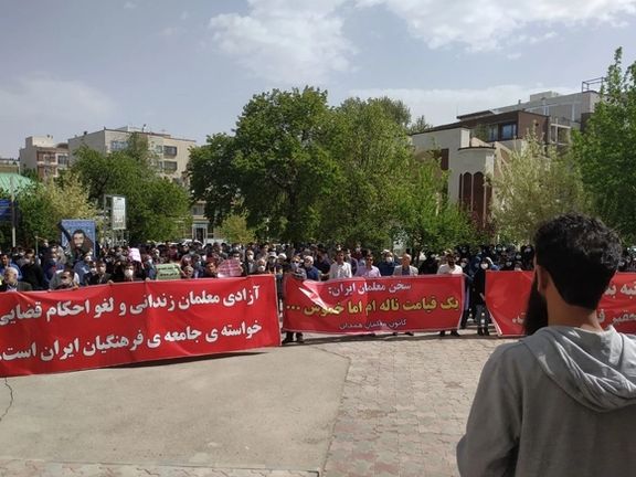 ماموران امنیتی به مجمع فوقالعاده شورای هماهنگی تشکلهای صنفی فرهنگیان ایران حمله کردند