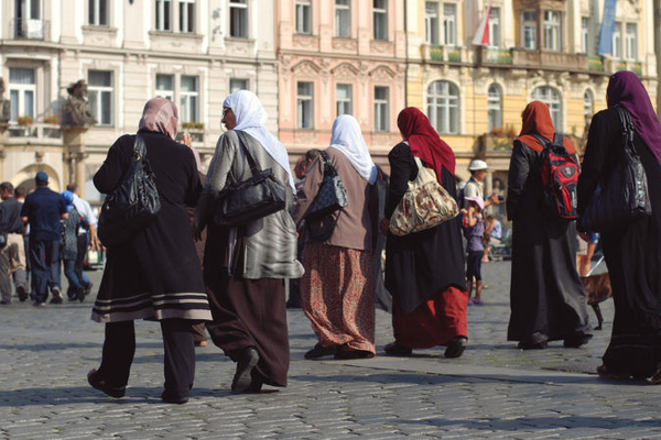 هشدار دو نهاد پژوهشی معتبر درباره نفوذ اخوانالمسلمین در اروپا و پیوند آن با جمهوری اسلامی