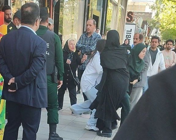 بازداشت خشونتآمیز یک دختر نوجوان برای اعمال حجاب اجباری