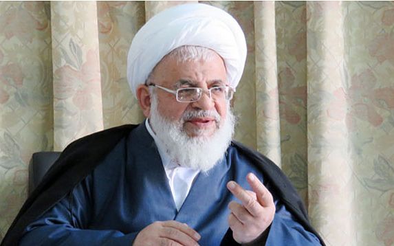 نماینده خامنهای در یزد: جایگاه مسجد میان مردم و جوانان کمرنگ شده است