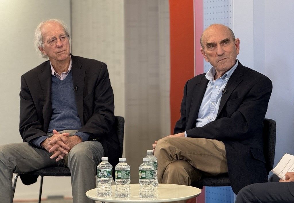 دو مقام بلندپایه سابق آمریکا احتمال حمله قریب الوقوع اسرائیل به ایران را اندک دانستند