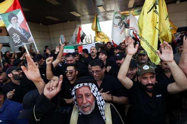 قادة العراق يبحثون الأزمة المالية وتهديدات الفصائل المسلحة الموالية لإيران ضد دول الجوار