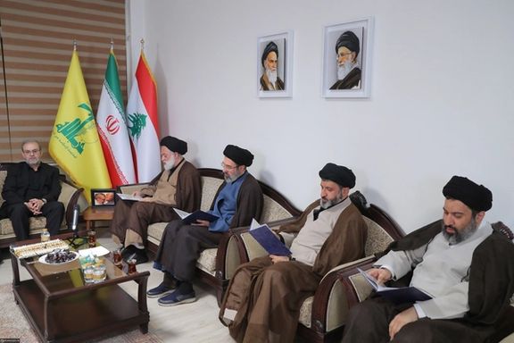 أبناء المرشد الإيراني يزورون مكتب حزب الله في طهران لتقديم العزاء بمقتل نصر الله