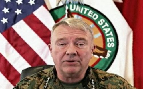 قائد القيادة المركزية الأميركية يحذر من هجمات محتملة لجماعات مدعومة من إيران في العراق