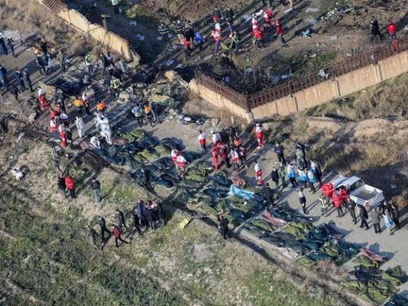 في الذكرى الرابعة لإسقاطها ..أسر ضحايا الطائرة الأوكرانية تحمّل نظام طهران مسؤولية الجريمة