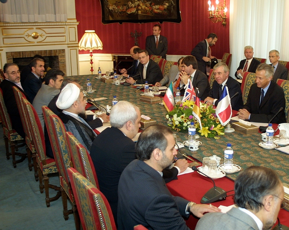 Tehran shouldn’t fall for 2003-style nuclear deal again, MP warns