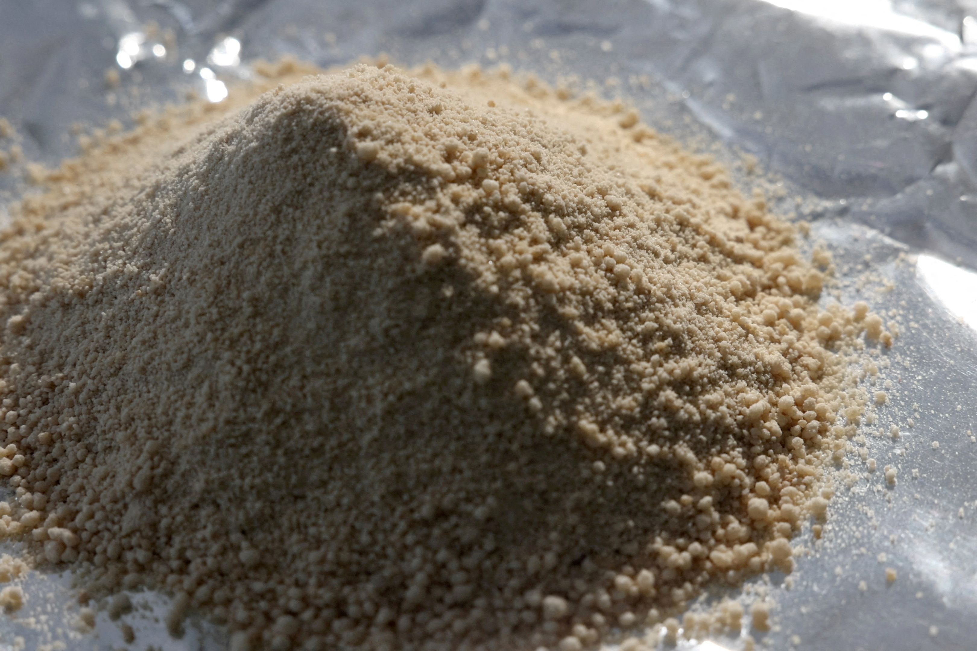 مواد تشکیل‌دهنده فنتانیل