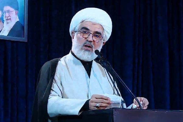 امامجمعه قزوین درباره بحران آب: توبه جمعی شرط لازم برای باریدن باران است