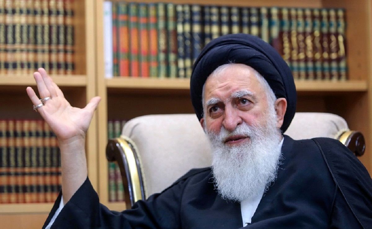 یک مدرس حوزه علمیه قم: شرایط خطرناک است، آخوندها جرات خروج از خانه‌هایشان را ندارند