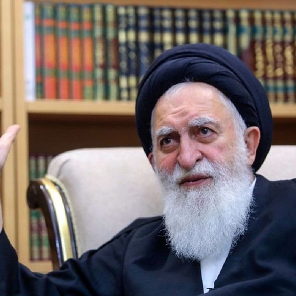 مدرس في حوزة قم: الوضع خطير والملالي يخافون من مغادرة منازلهم