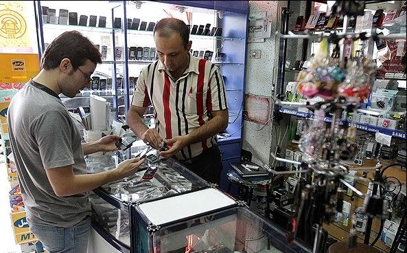 Iran Imported Over 18 Million Mobile Phones In A Year