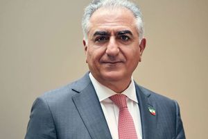 شاهزاده رضا پهلوی: انقلاب شیروخورشید حماسه بینظیری از همصدایی، همدلی و همبستگی ملی است