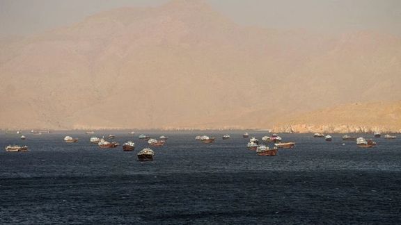 عکس آرشیوی: کشتیها در تنگه هرمز، مسندم