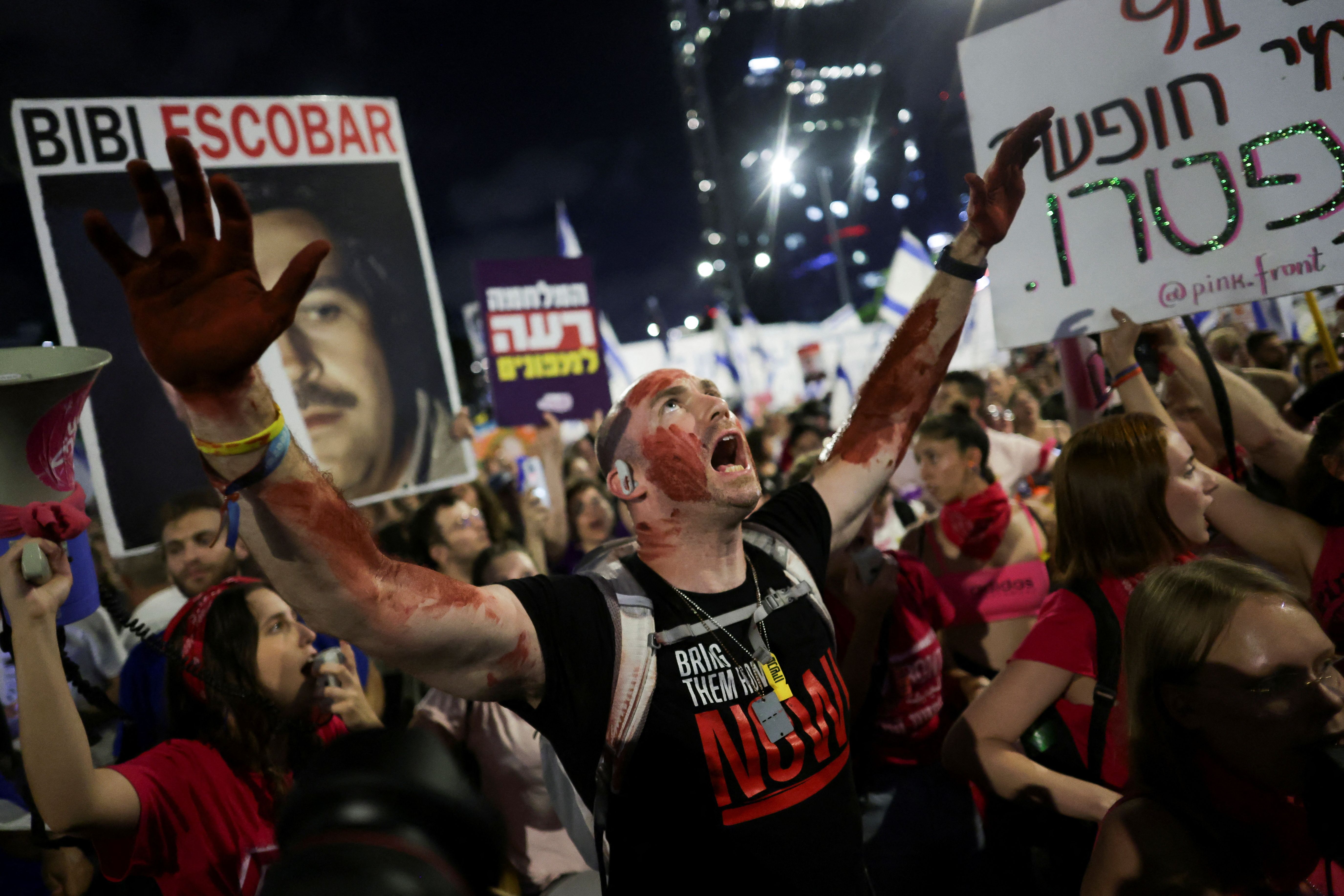 تظاهرات برای آزادی گروگان‌های اسرائیلی در بند حماس، تل‌آویو، ۱۶ تیر