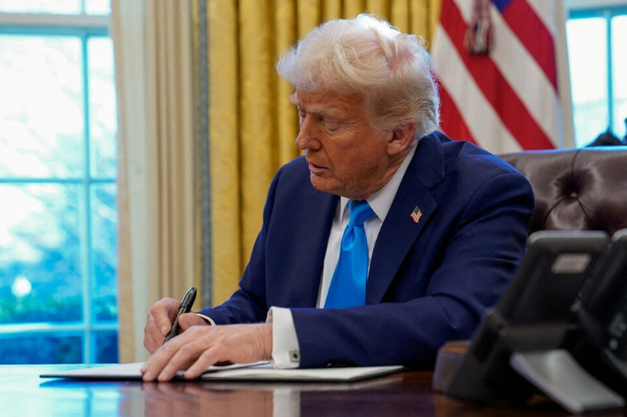 ترامپ با صدور فرمان اجرایی، قوانین حقوق مدنی و اعتبارسنجی دانشگاه‌ها را تغییر می‌دهد