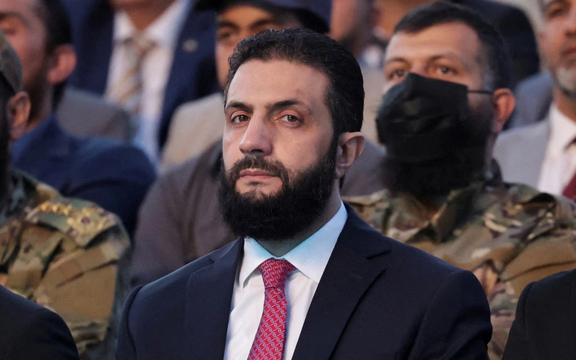 سيناتور أميركي: التطورات في سوريا تمثل "فرصة مزدوجة" لواشنطن للتخلص من نفوذ إيران وروسيا