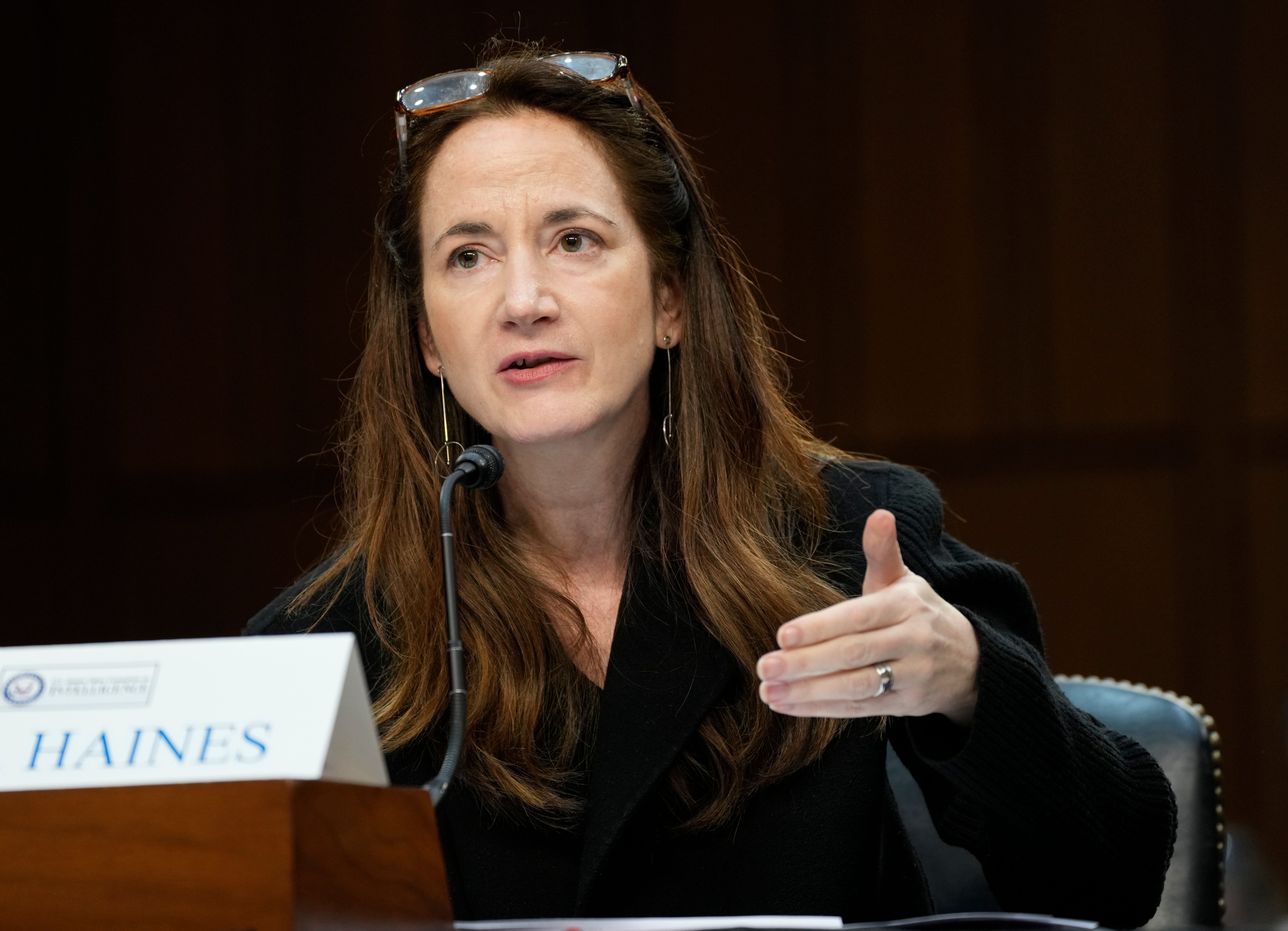 مديرة المخابرات الوطنية الأميركية: إيران تشكل تهديدا كبيرا للانتخابات الرئاسية المقبلة 