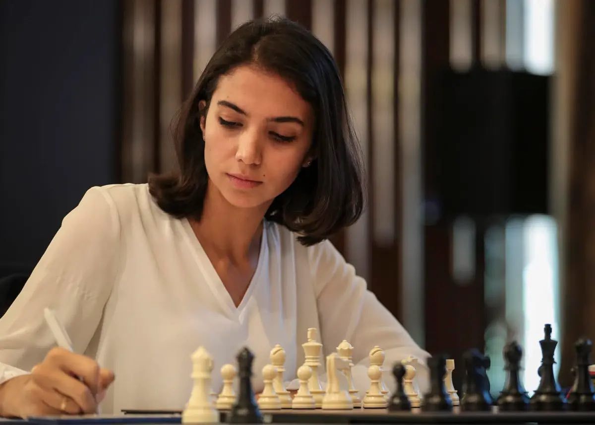 درخواست سارا خادم، استاد بزرگ شطرنج، از نخست‌وزیر اسپانیا برای قطع ارتباط با جمهوری اسلامی