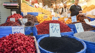 درمان سقوط ارزش پول ایران شاید از خود بیماری بدتر باشد