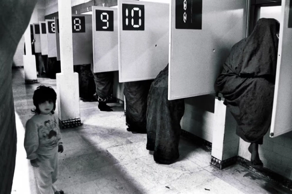 Iran steps up pressure on women prisoners after June war, source says