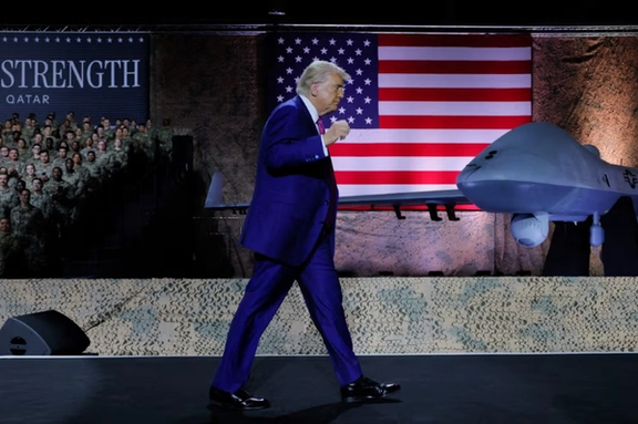 ترامپ توقف تحریمهای ایران را لغو کرد