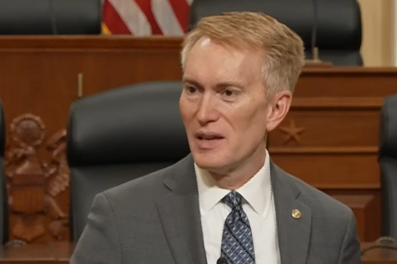 سناتور جیمز لنکفورد: دشمن ما ایران و مردمش نیستند، جمهوری اسلامی است