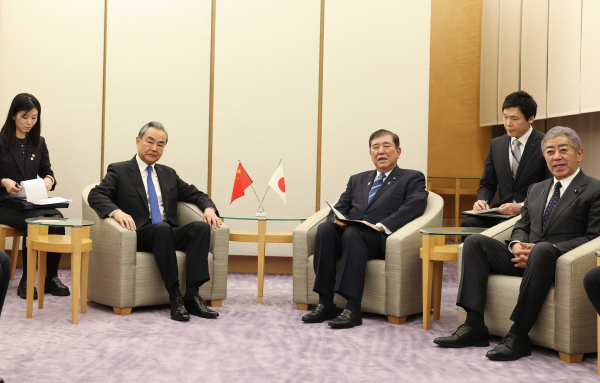 برگزاری نشست اقتصادی چین و ژاپن پس از ۶ سال در سایه اختلاف بر سر بیانیه پکن