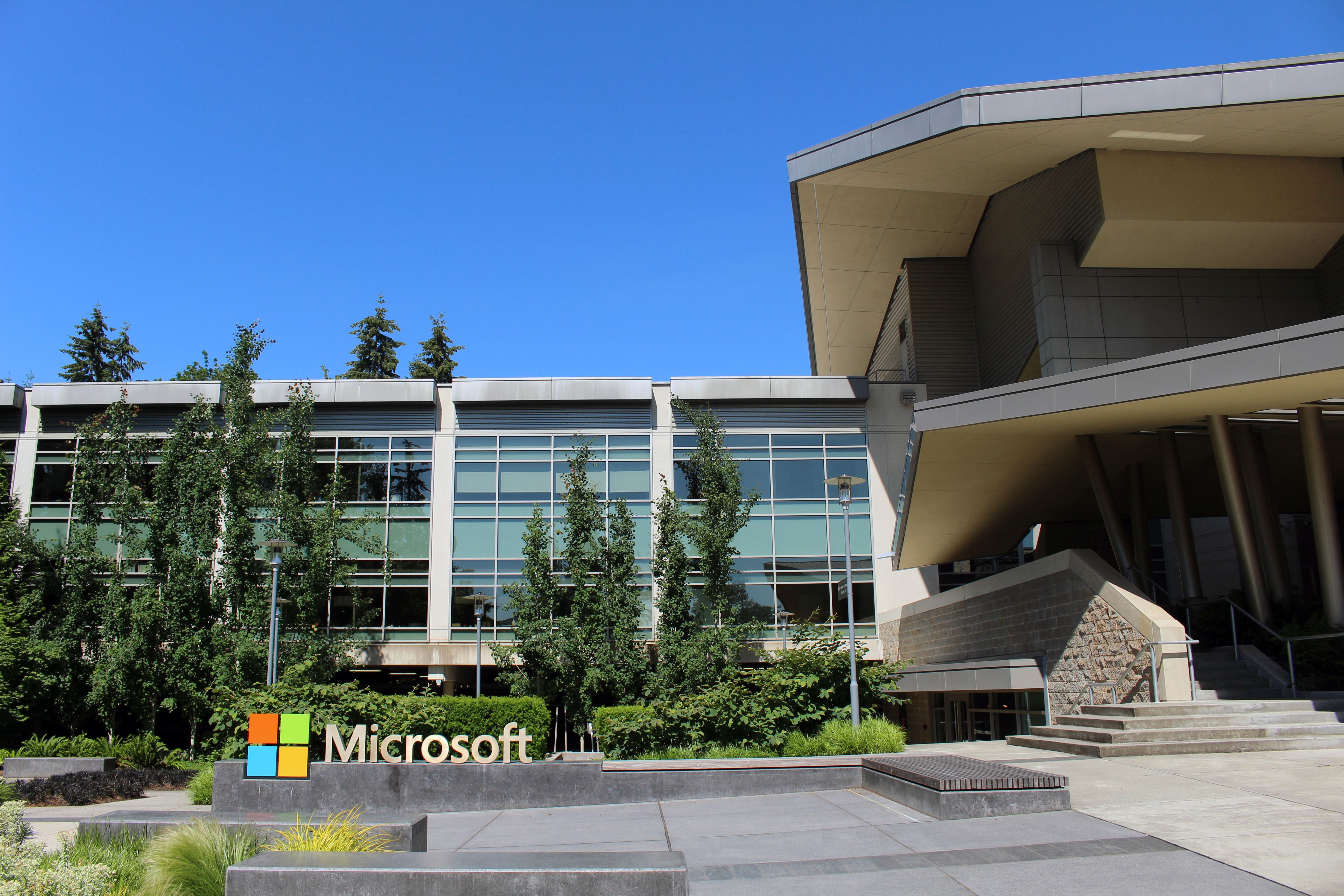 Building 92 on the Microsoft Redmond campus, Washington, US 