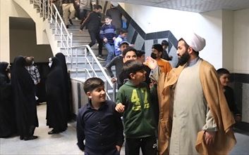 ستاد کانونهای فرهنگی مساجد: طلبهها دستیار امامان جماعت در ارتباط با نوجوانان میشوند