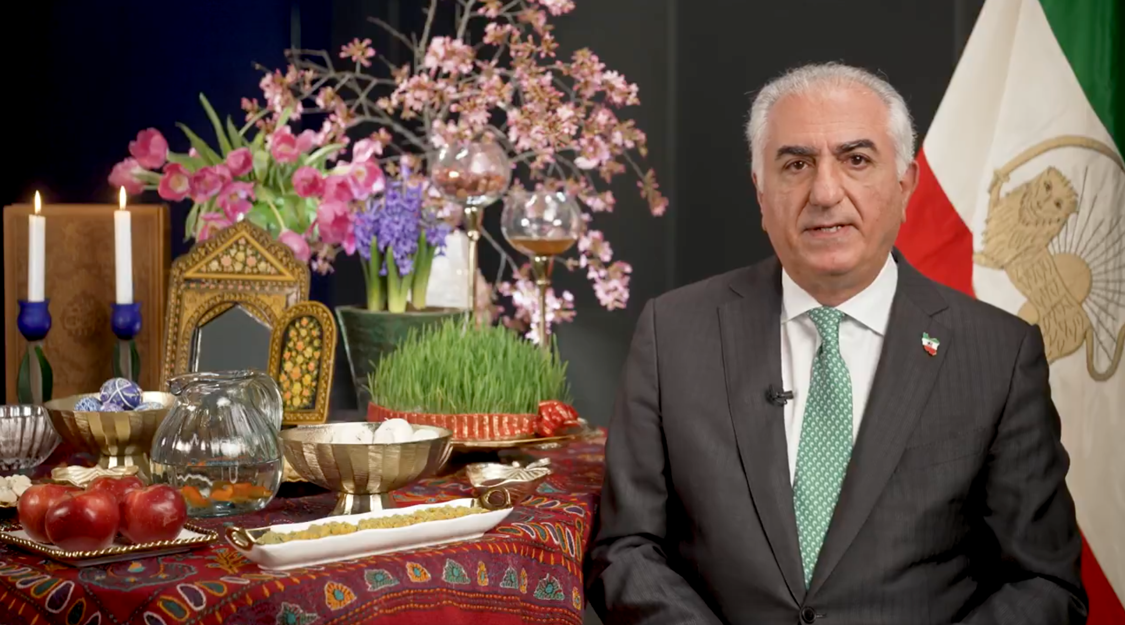 Exiled prince calls for global support to overthrow Islamic Republic