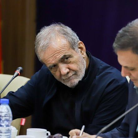 مسعود پزشکیان: به روزی فکر میکنم که نفت و گاز نداریم؛ آن وقت باید بمیریم؟