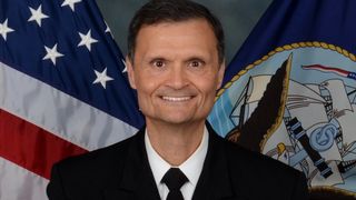 عين لمواجهة الحوثيين..من هو كيوان حكيم زاده القائد "الأميركي من أصول إيرانية " في"سنتكوم"؟