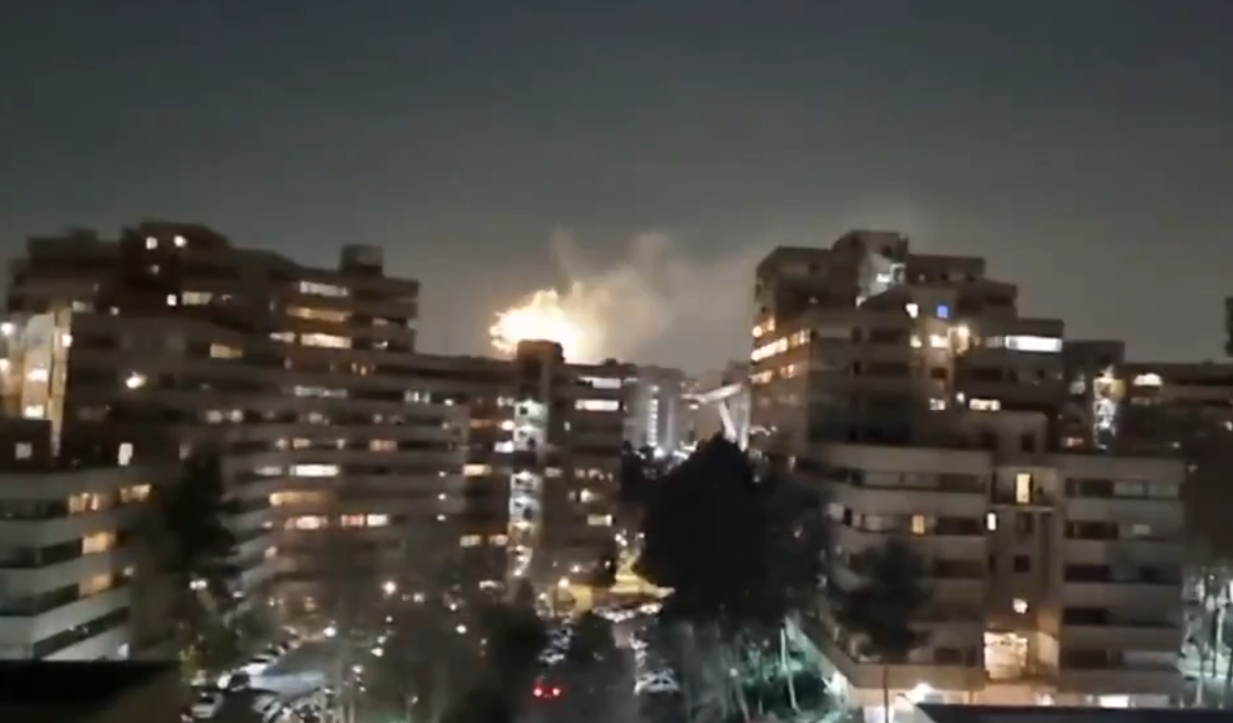 Iranians chant 'Death to the Islamic Republic' on 1979 revolution anniversary