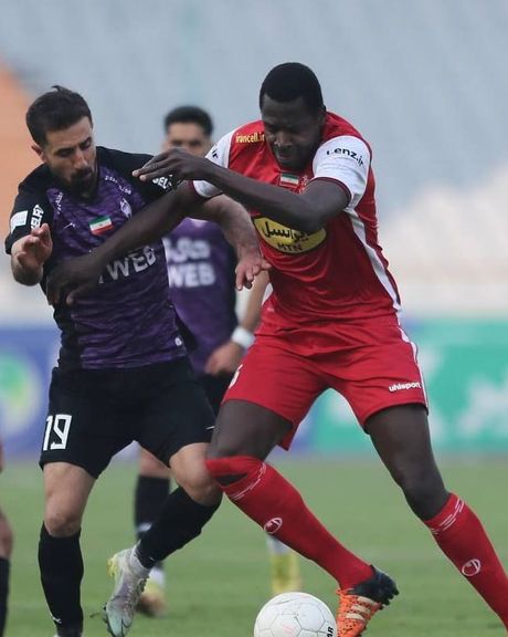 پرسپولیس ۰ - هوادار ۱؛ ساکت الهامی، پرسپولیس و گلمحمدی را متوقف کرد