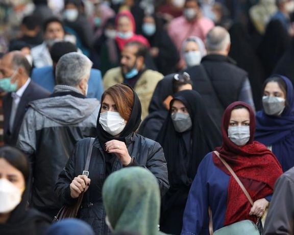 دراسة استقصائية: ثلث الإيرانيين يريد الهجرة بسبب اليأس والصعوبات الاقتصادية وغياب الحريات