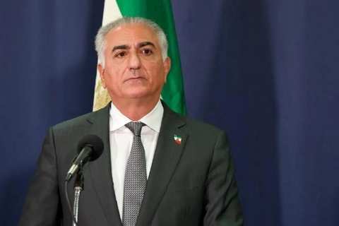 دفتر رسانهای شاهزاده رضا پهلوی یاد فوتبالیستها و فوتبالدوستان جاویدنام را گرامی داشت